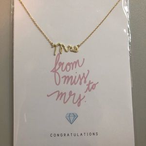Mrs necklace
